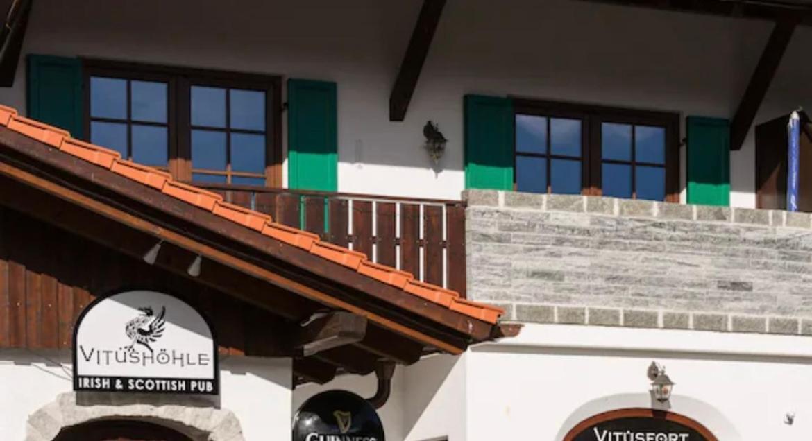 Vitushoehle & Vitusfort - Magie Von Irland Und Schottland Fussen Exterior photo